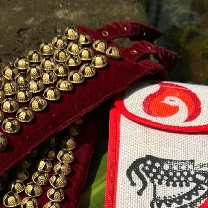 PREMIUM MAROON GOLD CHILANKA