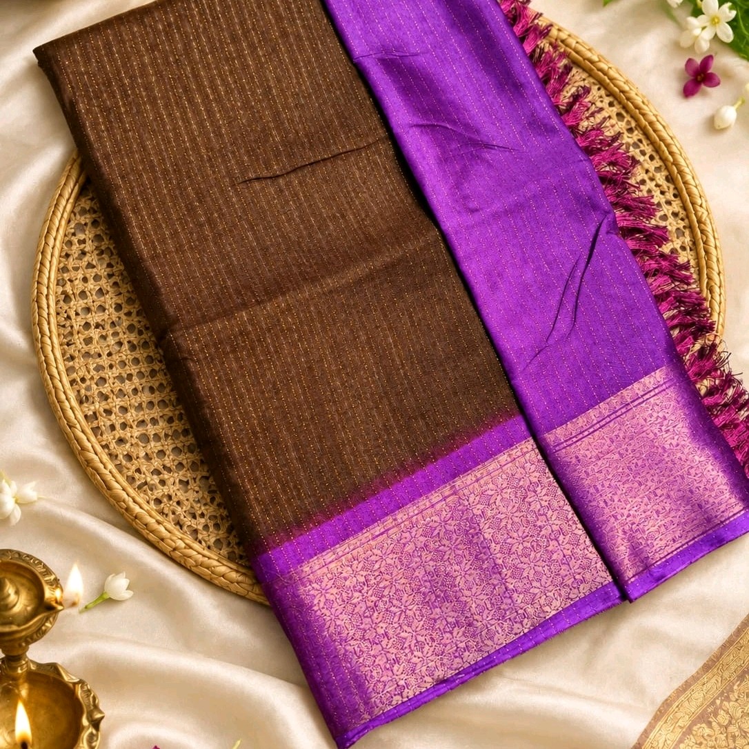 Dola silk saree With Blouse