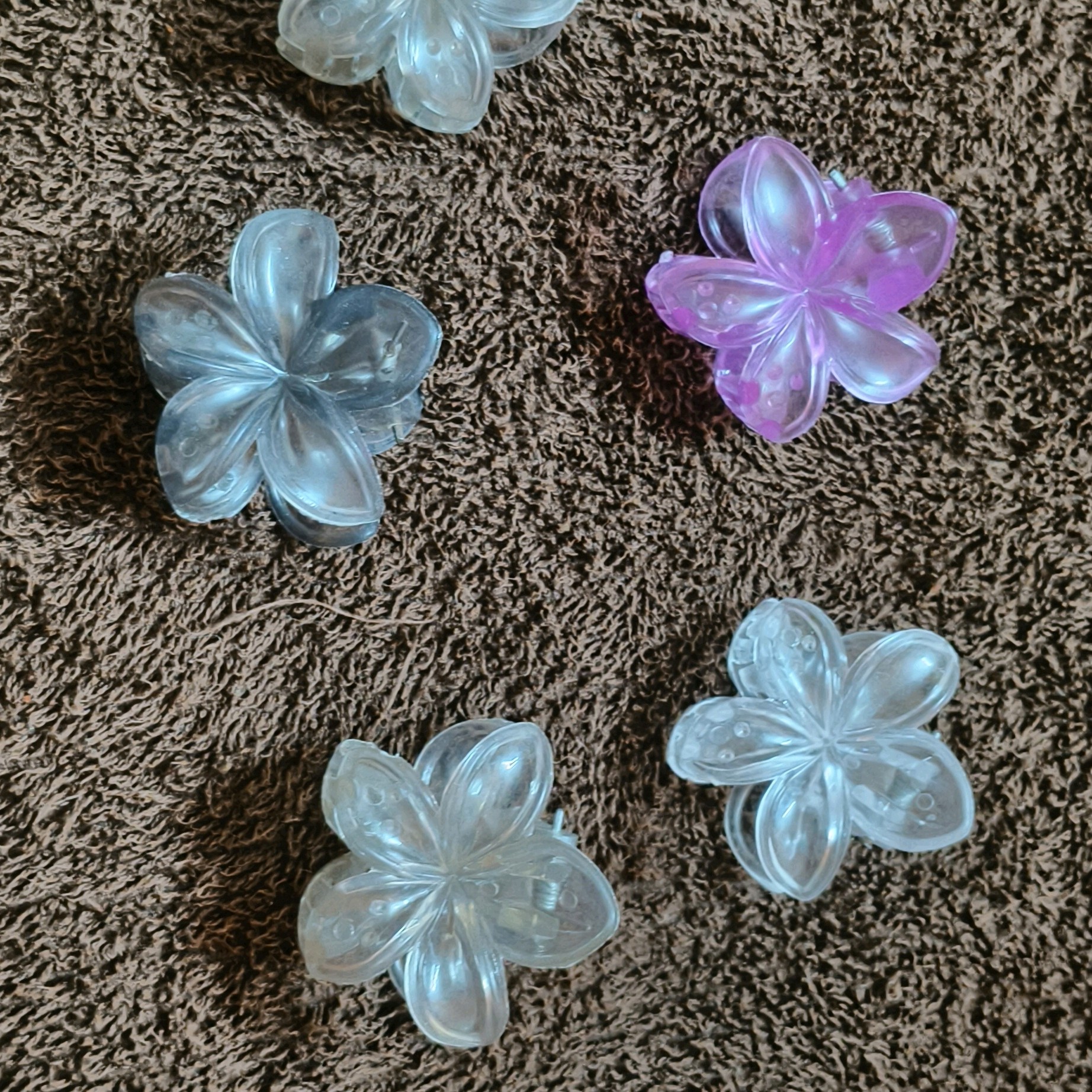 Glass Pattel Clip